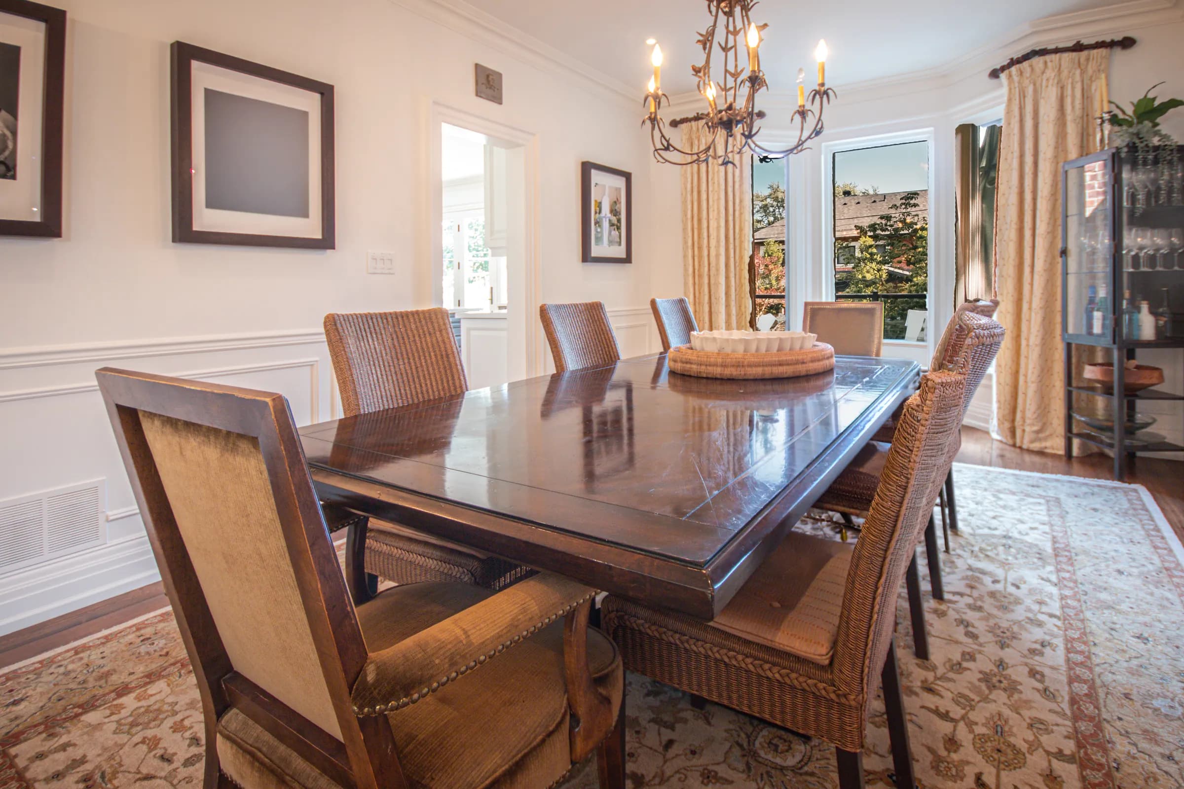 Elegant dining room
